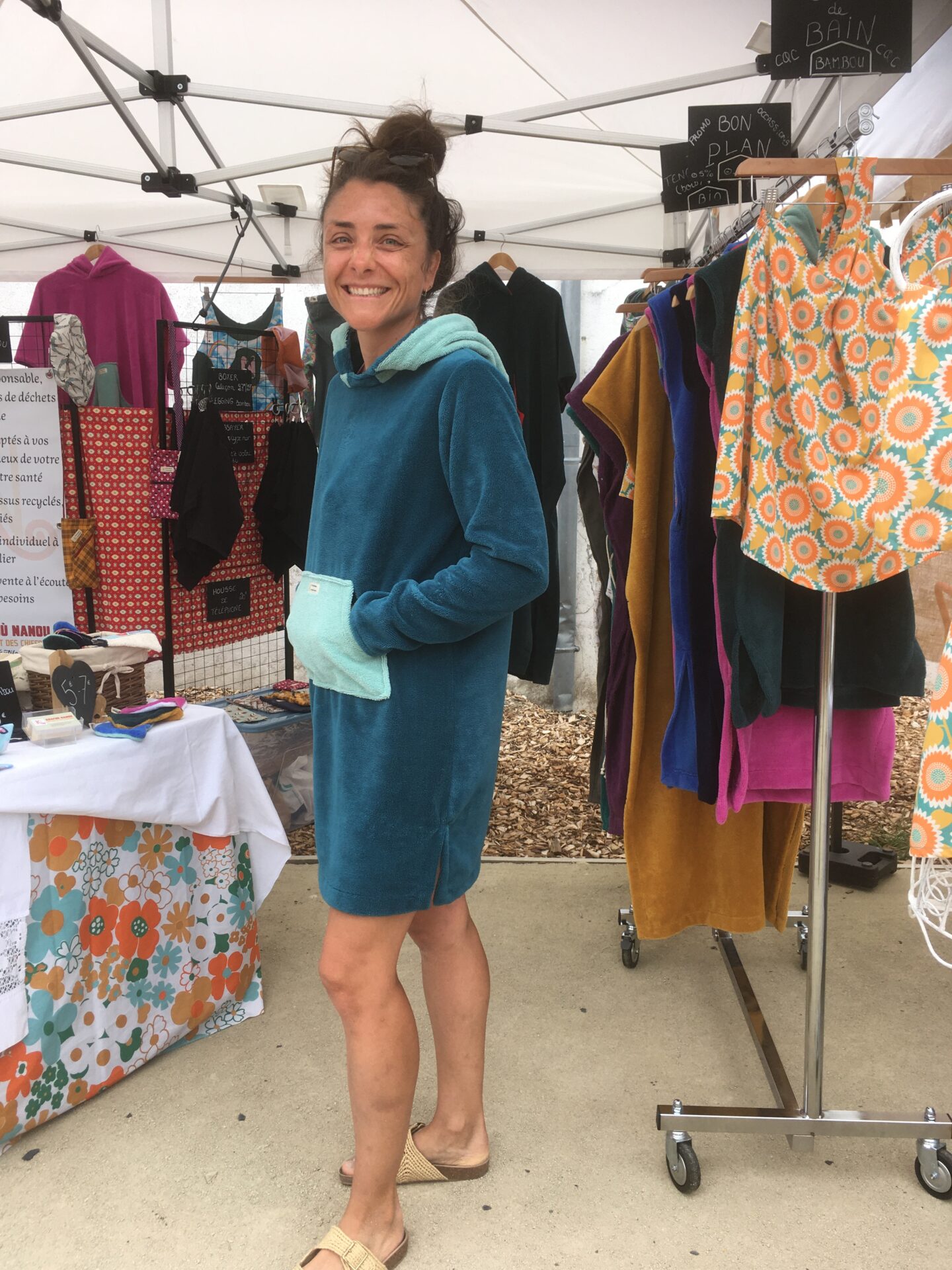 Cape de bain du Club des Q Cachés personnalisée