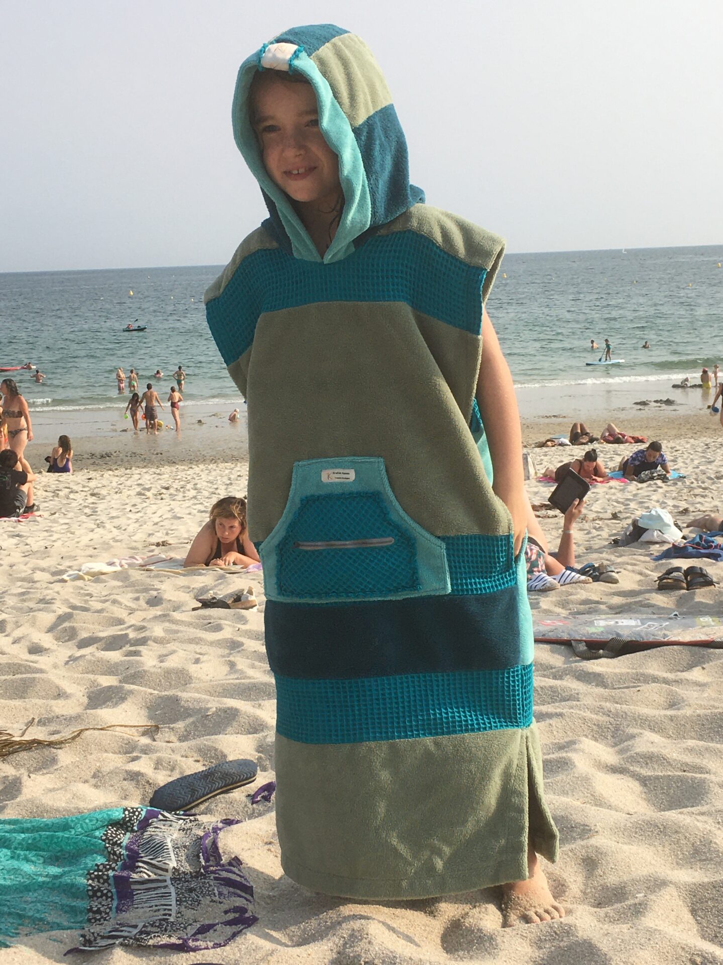 Cape de bain du Club des Q Cachés personnalisée